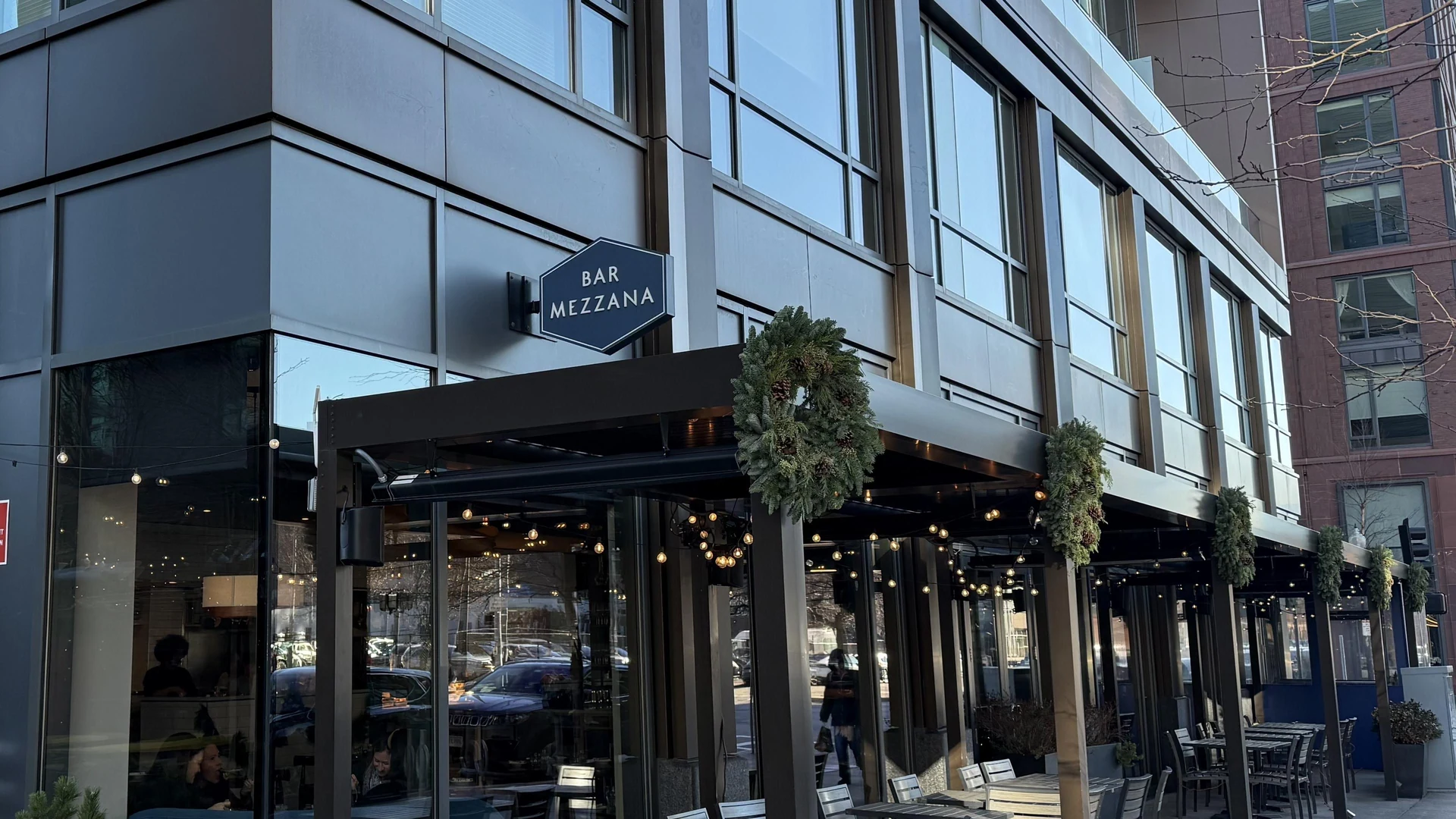 Bar Mezzana Closes at Ten as the Lease Comes Due